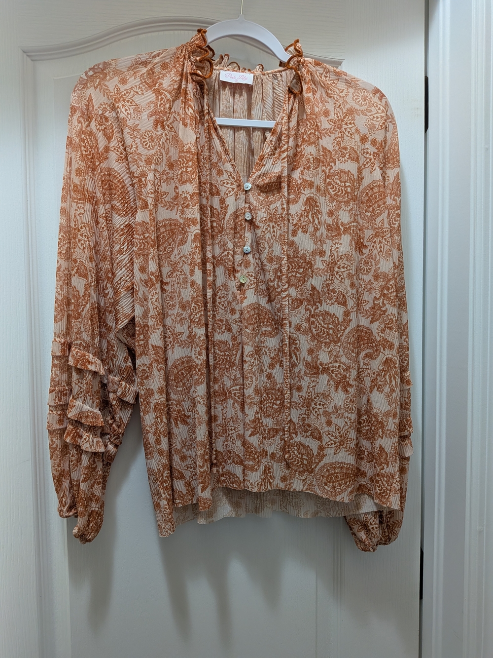 Lightweight Cream & Tan Floral Peasant Blouse With Matching Tank